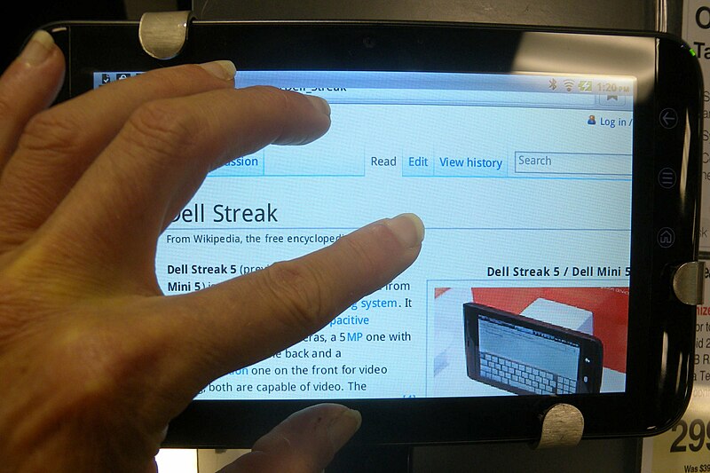 Archivo:Dell Streak 7 showing WP page of D S 5 jeh.jpg