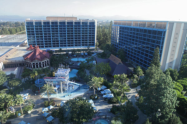 The Disneyland Hotel’s Fantasy Tower (left) and Adventure Tower (right) as seen from the Frontier Tower