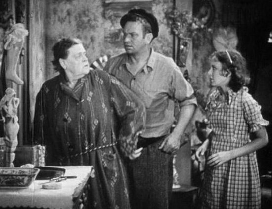 Dorothy Jordan (right) with Marie Dressler and Wallace Beery in Min and Bill