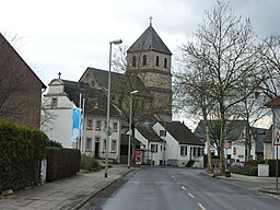 Duisburg Mündelheim. Uerdinger Straße. - geograph.org.uk - 7849