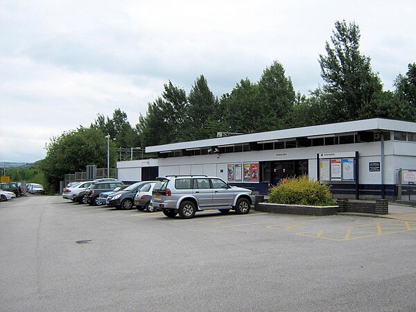 Entrance to Congleton railway station in 2010