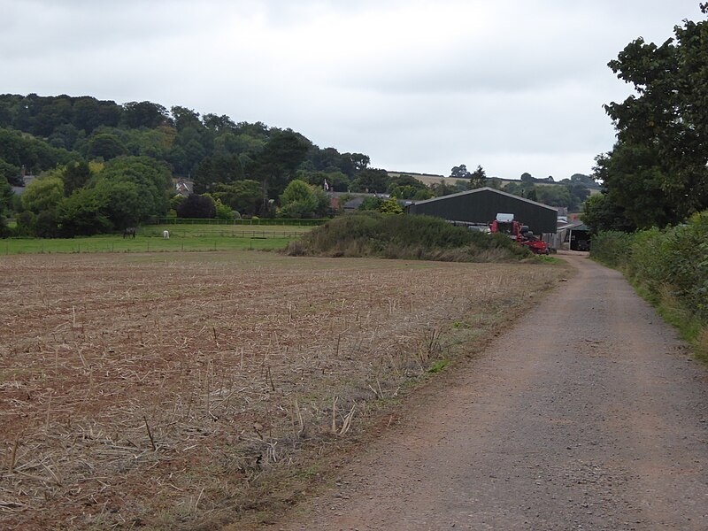 File:Farm buildings on the edge of Holcombe Rogus - geograph.org.uk - 5099164.jpg