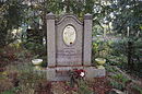 Frankfurt, main cemetery, grave V 429 Brenner.JPG