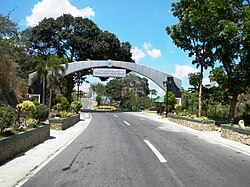 Welcome arch