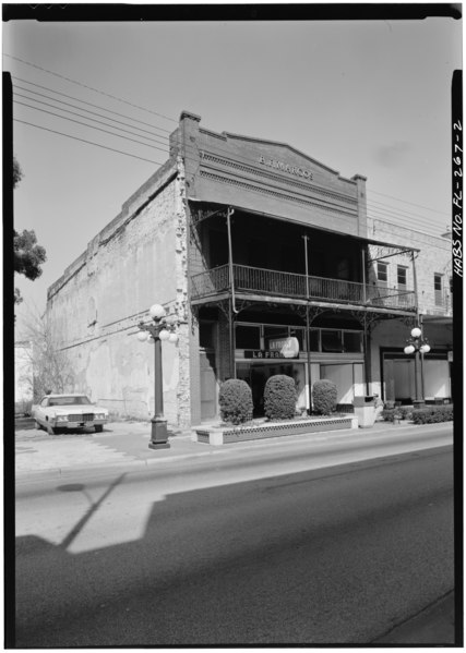 File:GENERAL VIEW FROM SOUTHWEST - B. F. Marcos Building, 1610 East Seventh Avenue, Tampa, Hillsborough County, FL HABS FLA,29-TAMP,13-2.tif