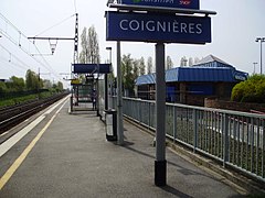 Panneau indiquant le nom de la gare.