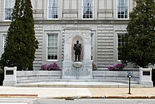 George Hamilton Perkins monument.jpg