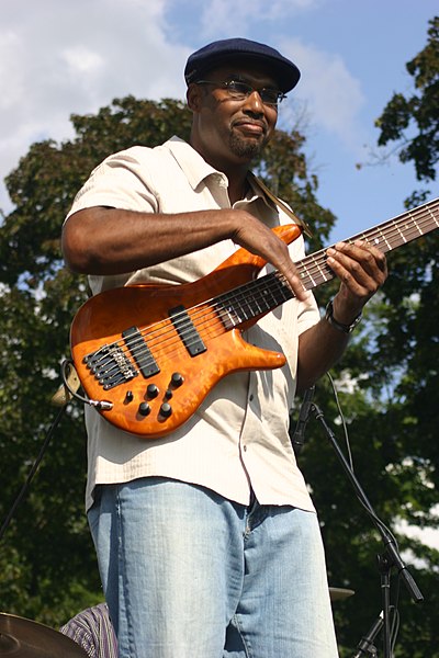 File:Gerald Veasley.jpg