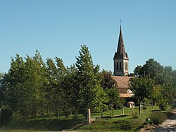 Kylän kirkko