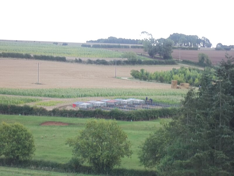 File:Gloucestershire farming - geograph.org.uk - 2047471.jpg