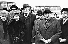 CPSU leader Mikhail Gorbachev could not maintain the USSR, which the CPUSA had supported since its founding (here, Gorbachev, second from right, in Lithuania to try to stop its independence in 1990) Gorbachev's visit to Lithuania (Vilnius, 1990).jpg