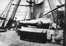 One of Temeraire's 25-ton disappearing muzzle-loading rifles photographed in its raised, or firing, position. HMS Temeraire (1876) 11-inch gun.jpg
