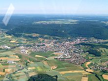 Heubach von Nordwesten aus mit Rosenstein und Fernmeldeturm, Luftaufnahme