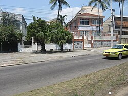 Estrada Adhemar Bebiano, em Higienópolis.