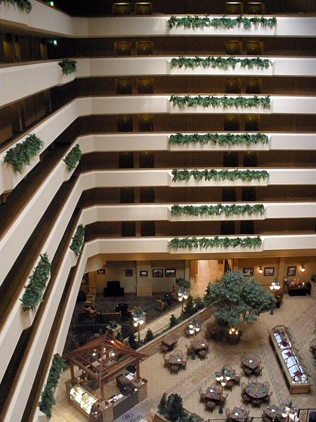 File:Hilton Fort Collins, atrium.jpg