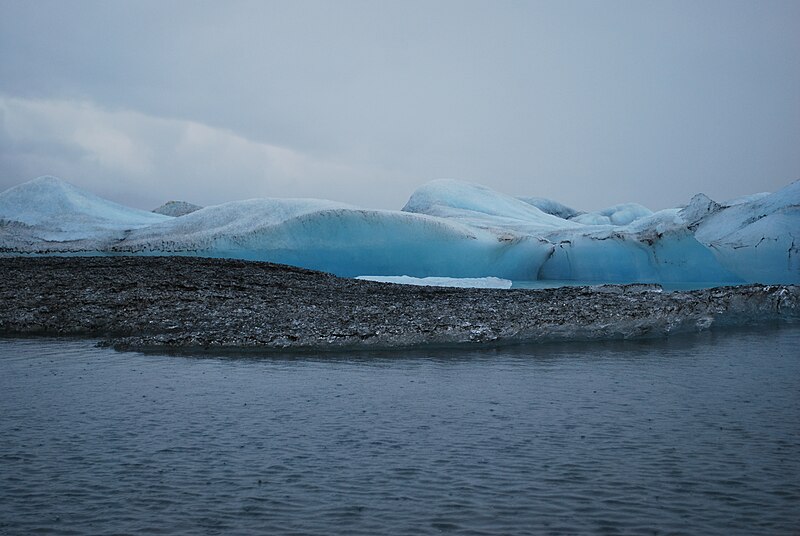 File:Jökulsarlon in summer 2009 (3).jpg