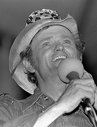 <span class="mw-page-title-main">Jerry Reed</span> American singer-songwriter, musician, and actor (1937–2008)