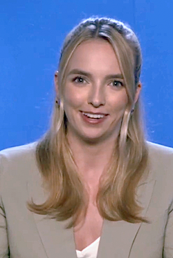 Jodie Comer during an interview, August 2021 (cropped).png