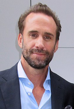 A főszerepet játszó Joseph Fiennes 2018-ban