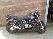Kawasaki-Zephyr-550cc-4cylinder-1991.jpg