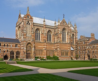 Capela do Keble College em Oxford, concluída em 1876