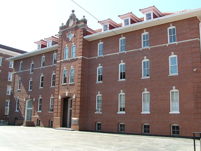 File:Kemper Military School - Boonville, MO (4566634912).jpg