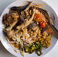 Thajské jídlo se sušenými poupaty Bombax ceiba