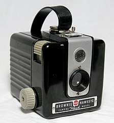Kodak Brownie Hawkeye Flash (4187529311).jpg