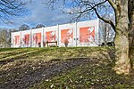 Thumbnail for File:Kunst - Thomas Lenk - 1970 - Relief-Wand - Eschbach-Gymnasium Sporthalle Stuttgart-Freiberg 02.jpg