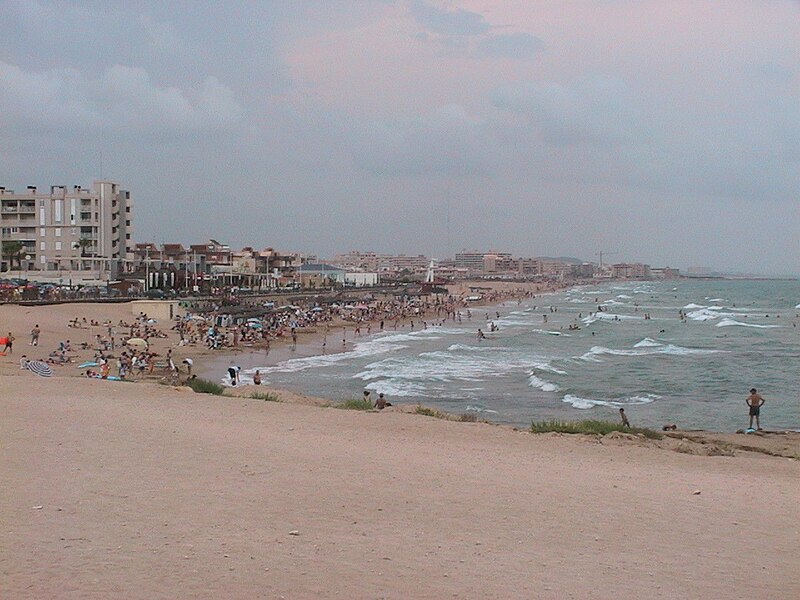 File:La mata beach2.jpg