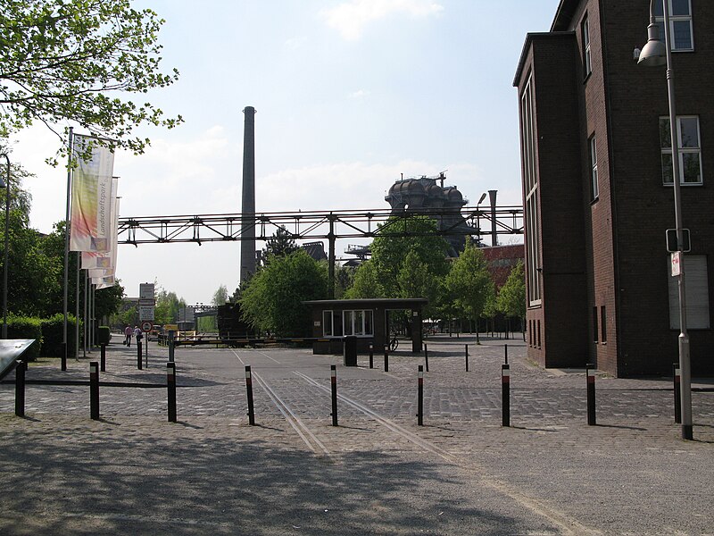 File:Landschaftspark Duisburg-Nord - Haupteingang.JPG