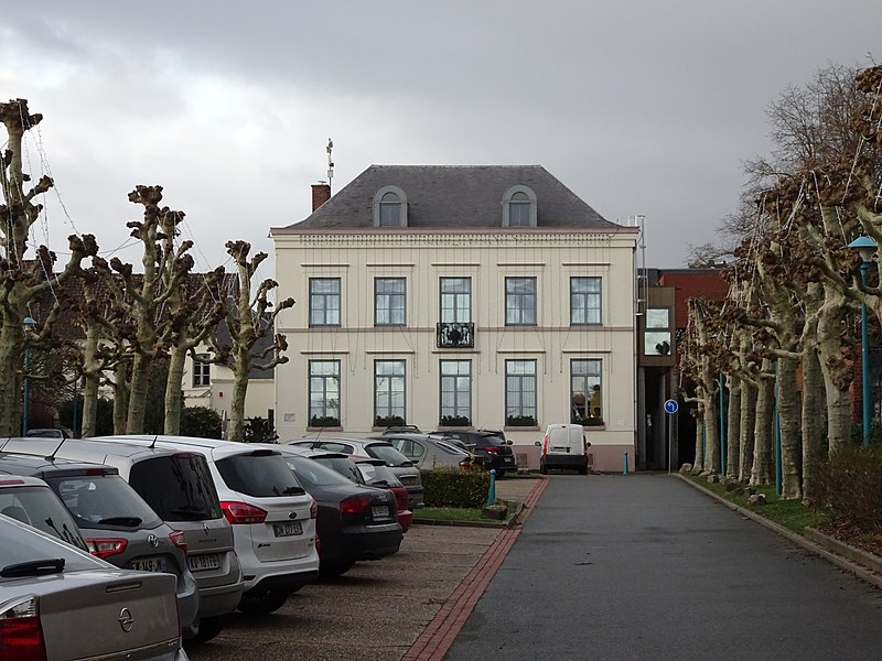 File:Linselles, Nord-Pas-de-Calais, France (mairie).jpg