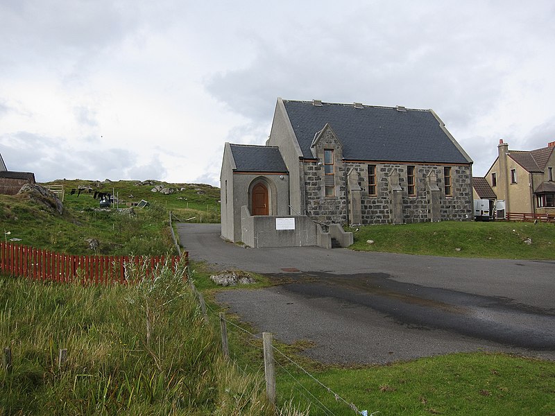 File:Lochboisdale Mission Church (geograph 4079188).jpg