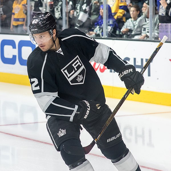 Schenn with the Los Angeles Kings during the 2016 Stanley Cup playoffs