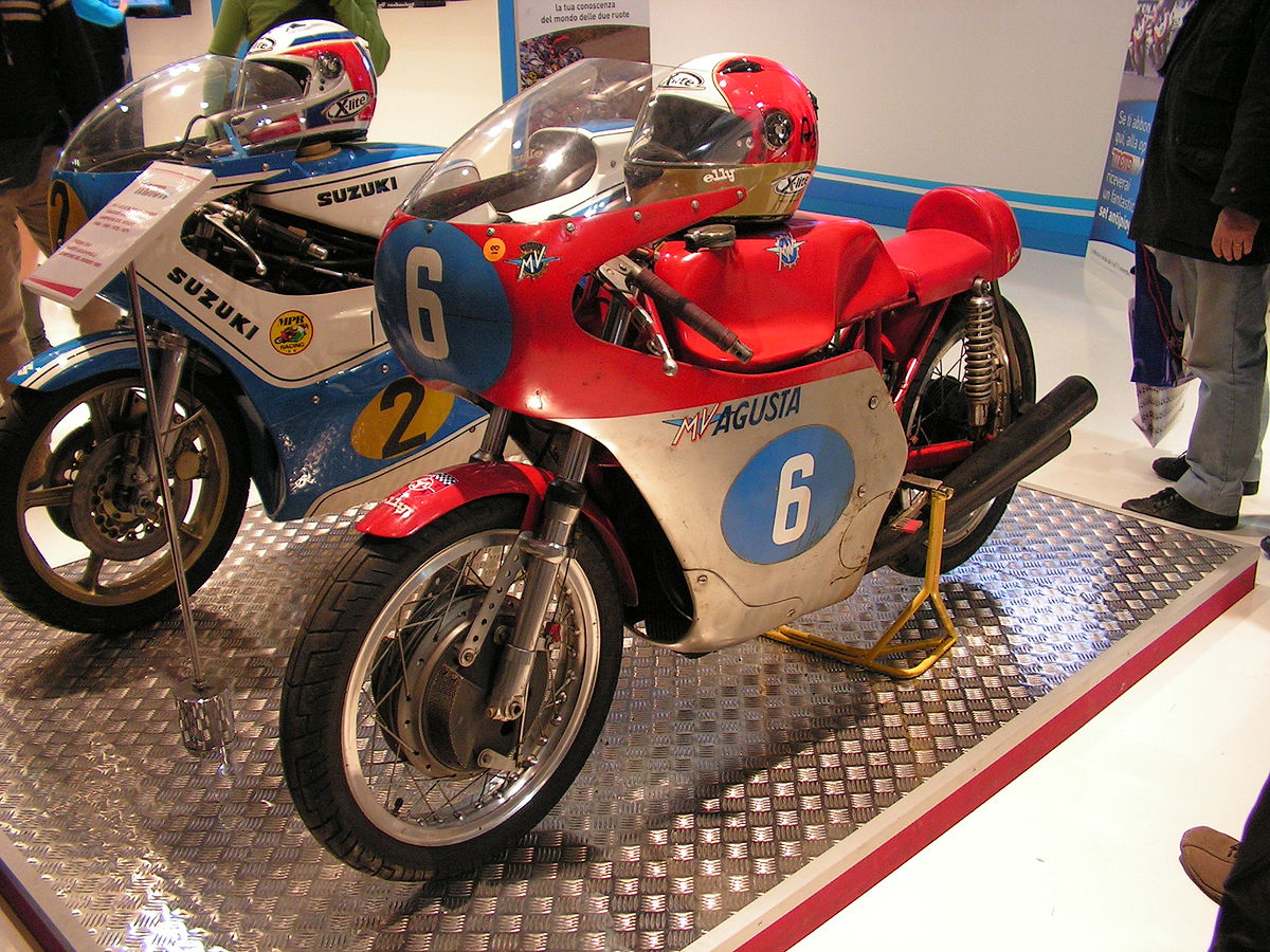 MV Agusta 250 Bicilindrica - Wikipedia