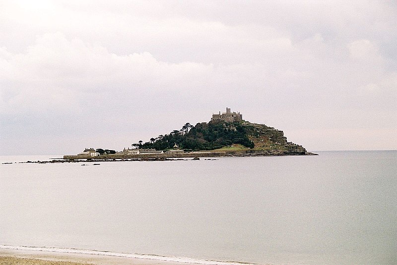 File:Marazion Beach 8 March 2005 Cornwall a (278537787).jpg