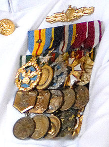 Admiral Mullen's medals as of May 17, 2007 MullenMedals2007.jpg