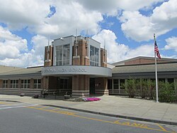 Regionalne Liceum Nashoba, Bolton MA.jpg