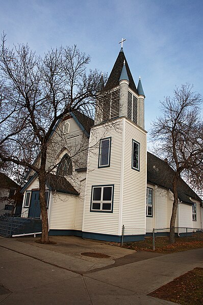 File:New Destiny Church Edmonton.jpg