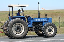 New Holland 110-90 (24797942880).jpg