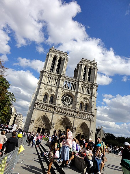 File:Notre Dame 152 2012-07-01.jpg