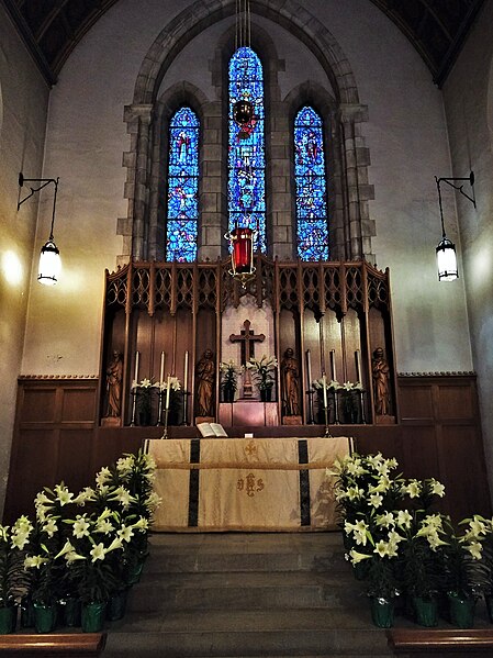 File:Our Savior Lutheran Church Baltimore Easter Altar.jpg