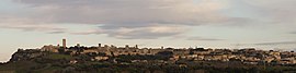 Panorama di Tarquinia.jpg