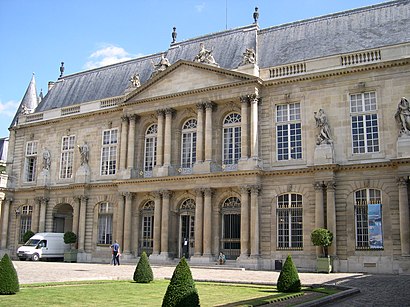 How to get to Musée Des Archives Nationales with public transit - About the place