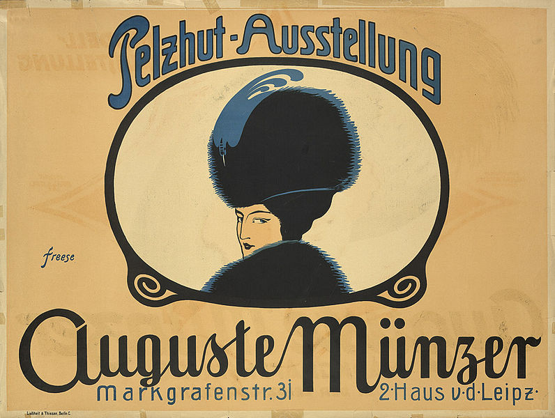 File:Pelzhut-Ausstellung Auguste Münzer c1910.jpg