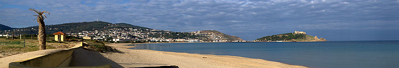 File:Plage de Tabarka, vue panoramique, 25 décembre 2014.jpg