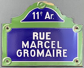 Voir la plaque.