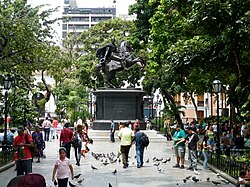 Plaza Bolivar de Caracas en la celebracion del Bicentenario.JPG