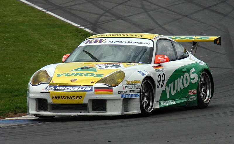 File:Porsche 996 GT3 - Sascha Maasen & Lucas Luhr at Old Hairpin at the 2004 FIA GT Championship, Donington (50935806307).jpg