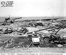 Cleaning up the damage at the remains of the pier Portchicago2.jpg